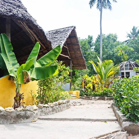 Rasta House Bed & Breakfast Kilindoni Exterior foto